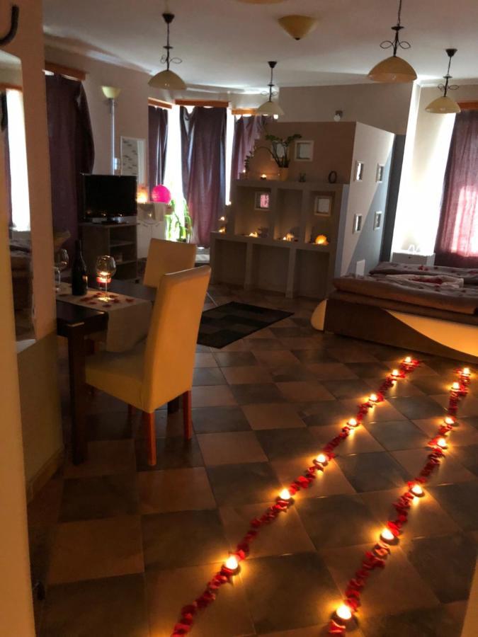 Villamerica Мисколк Екстериор снимка