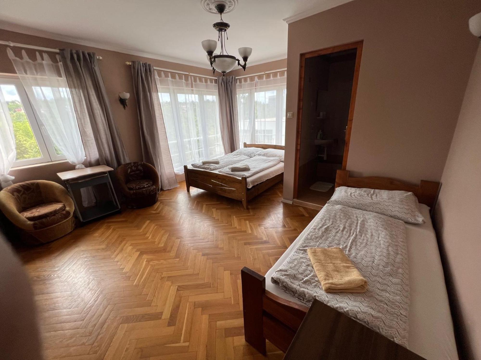 Villamerica Мисколк Стая снимка